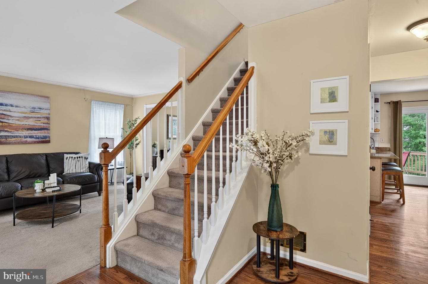 1620 Salem Lane photo 4