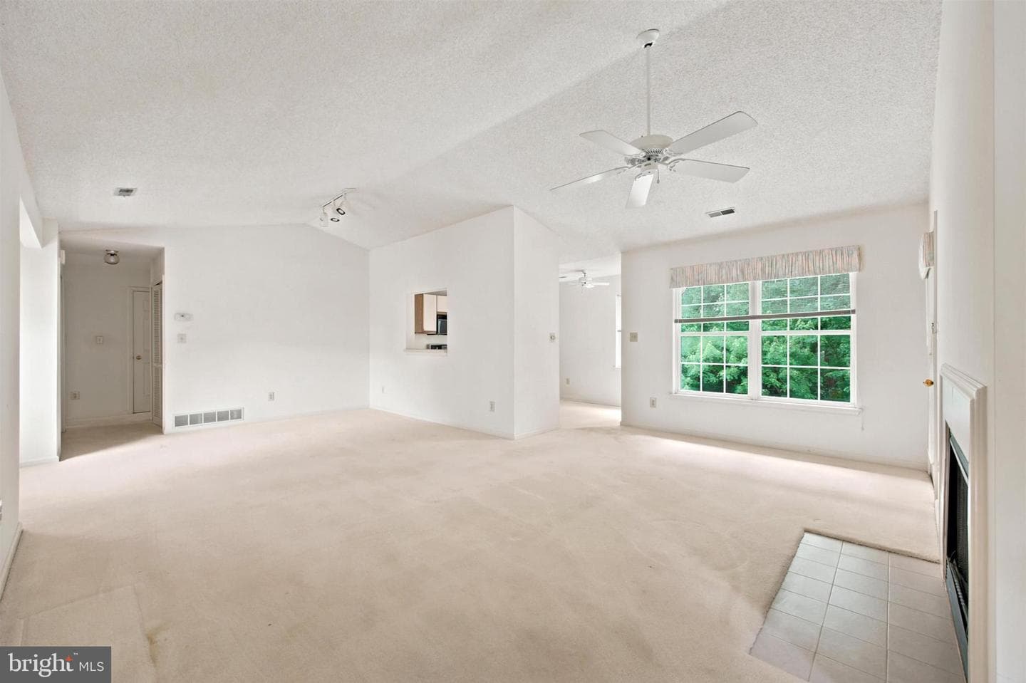 1652 Covington Road photo 6