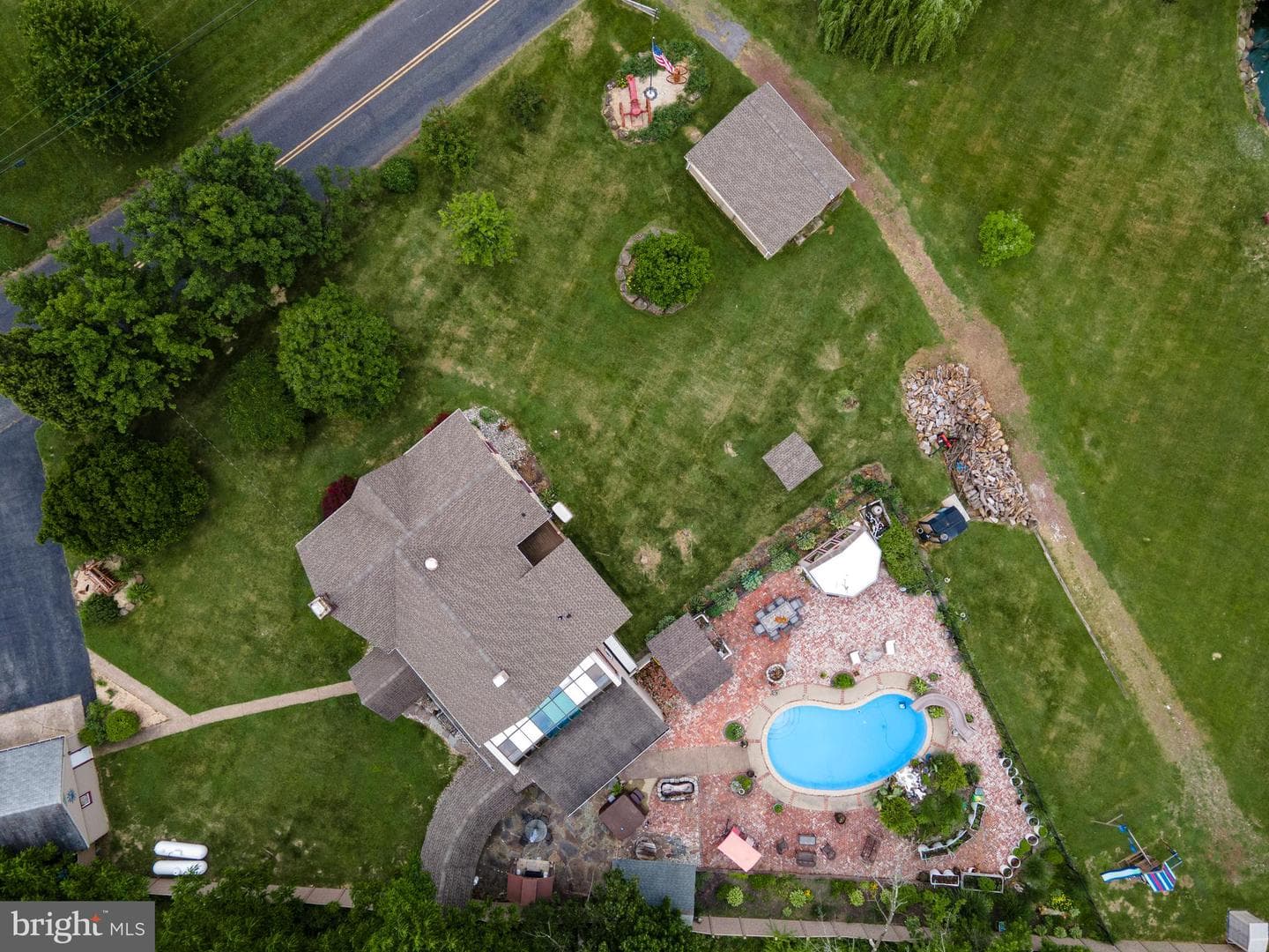 2485 Hieter Road photo 89