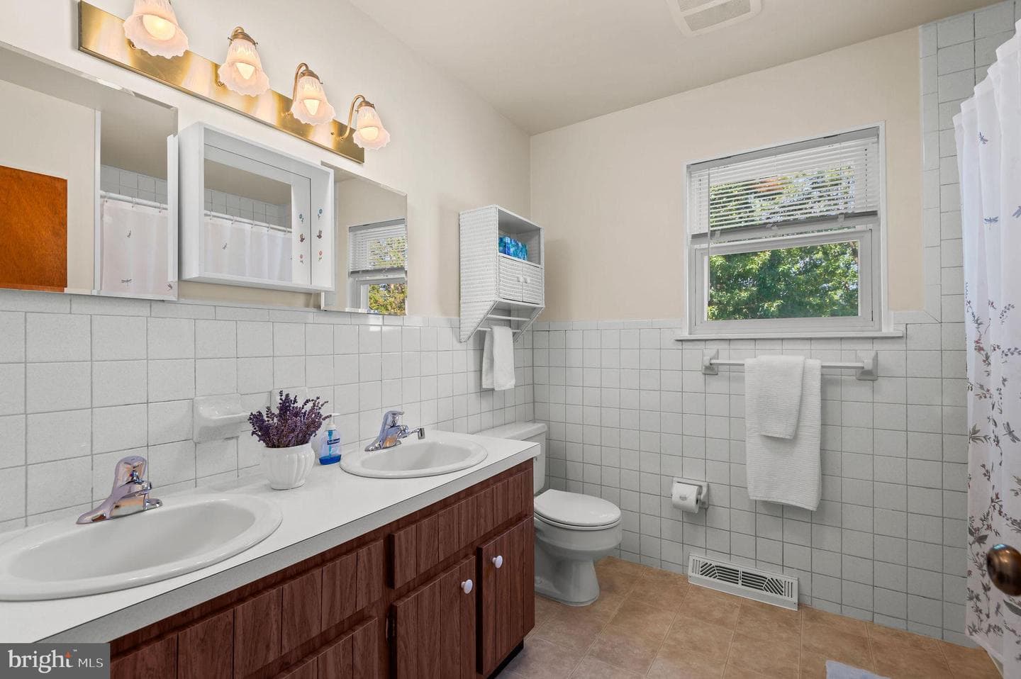 330 Hilltown Pike photo 19