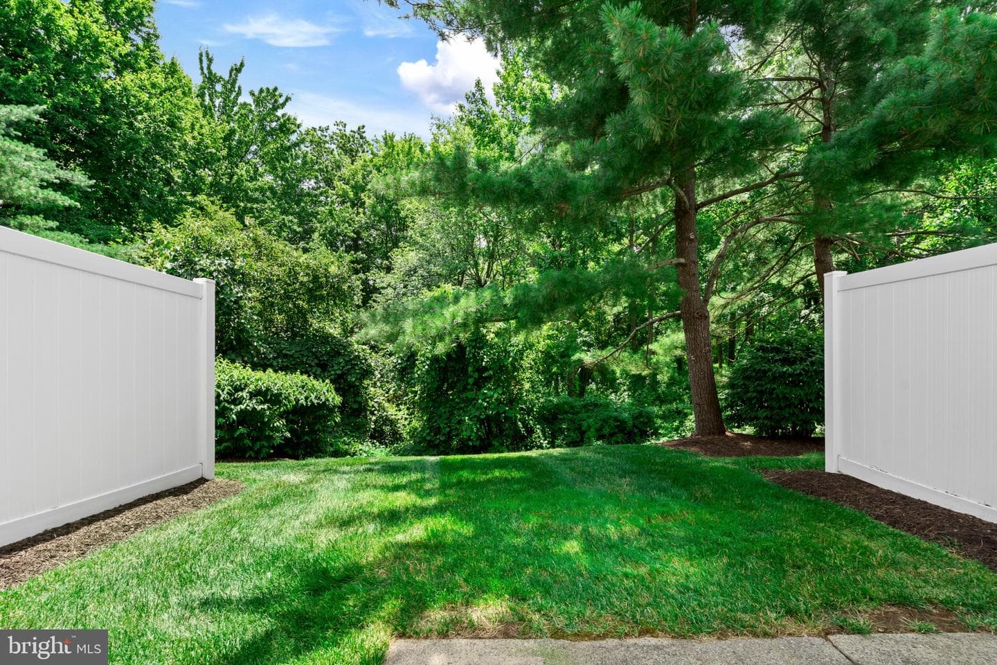 1805 Lynbrooke Drive photo 27