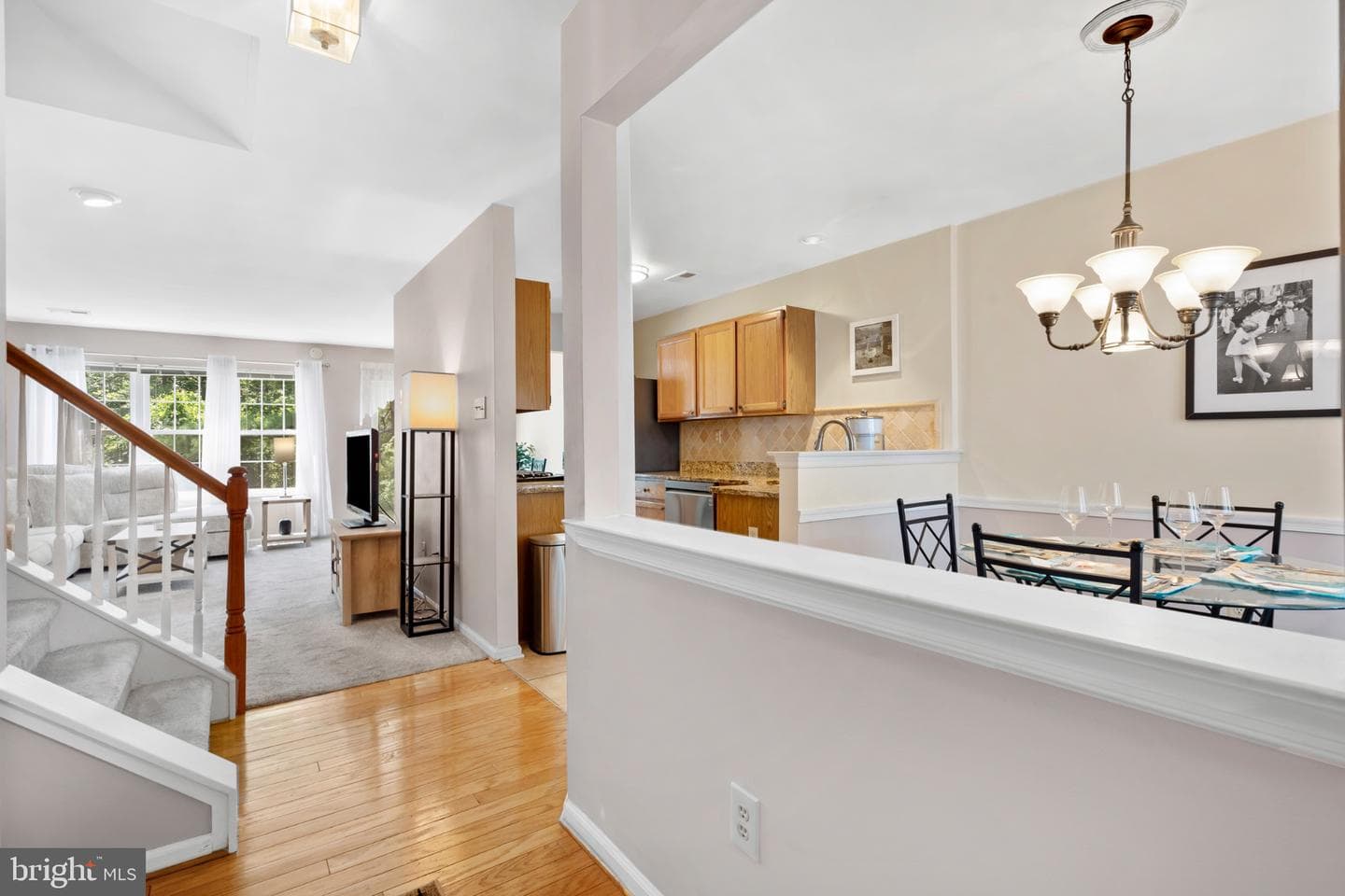 1805 Lynbrooke Drive photo 3
