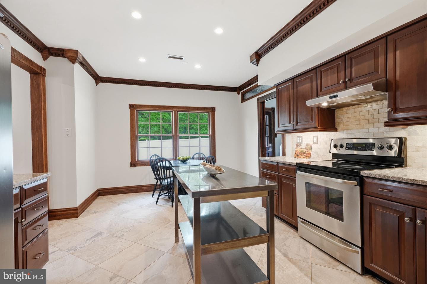 30 Balsam Court photo 8