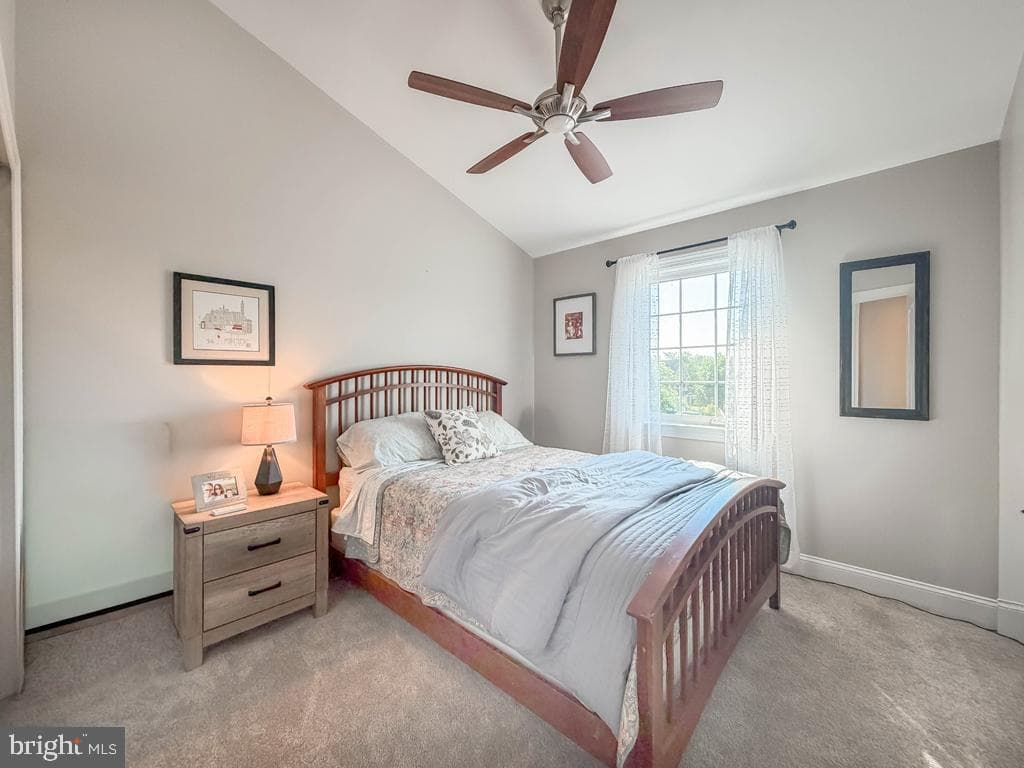 2410 Rosemont Terrace photo 43