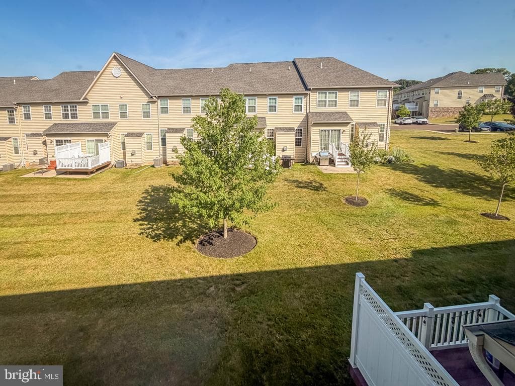 2410 Rosemont Terrace photo 51