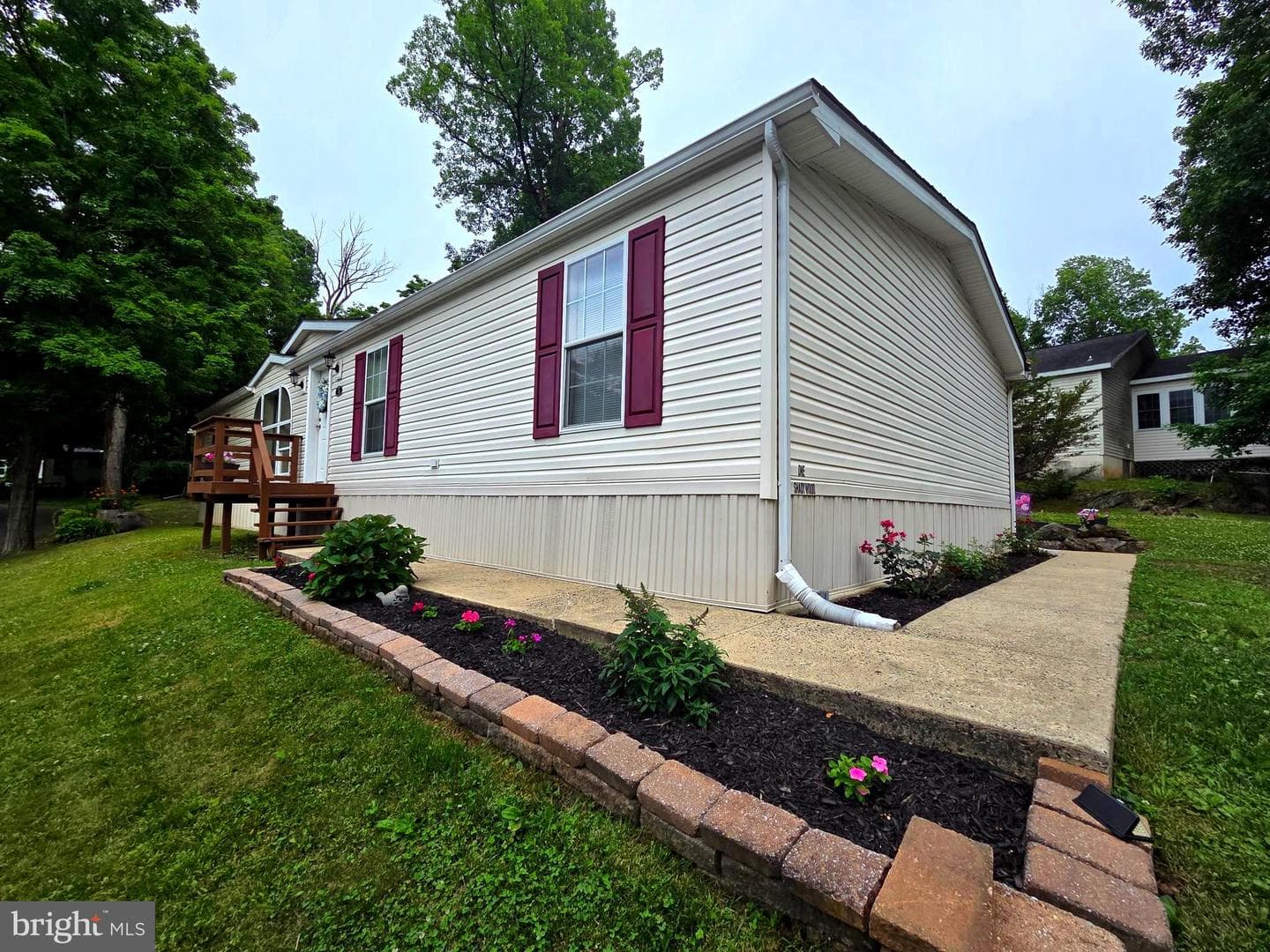 1 Shadywood Drive, Quakertown