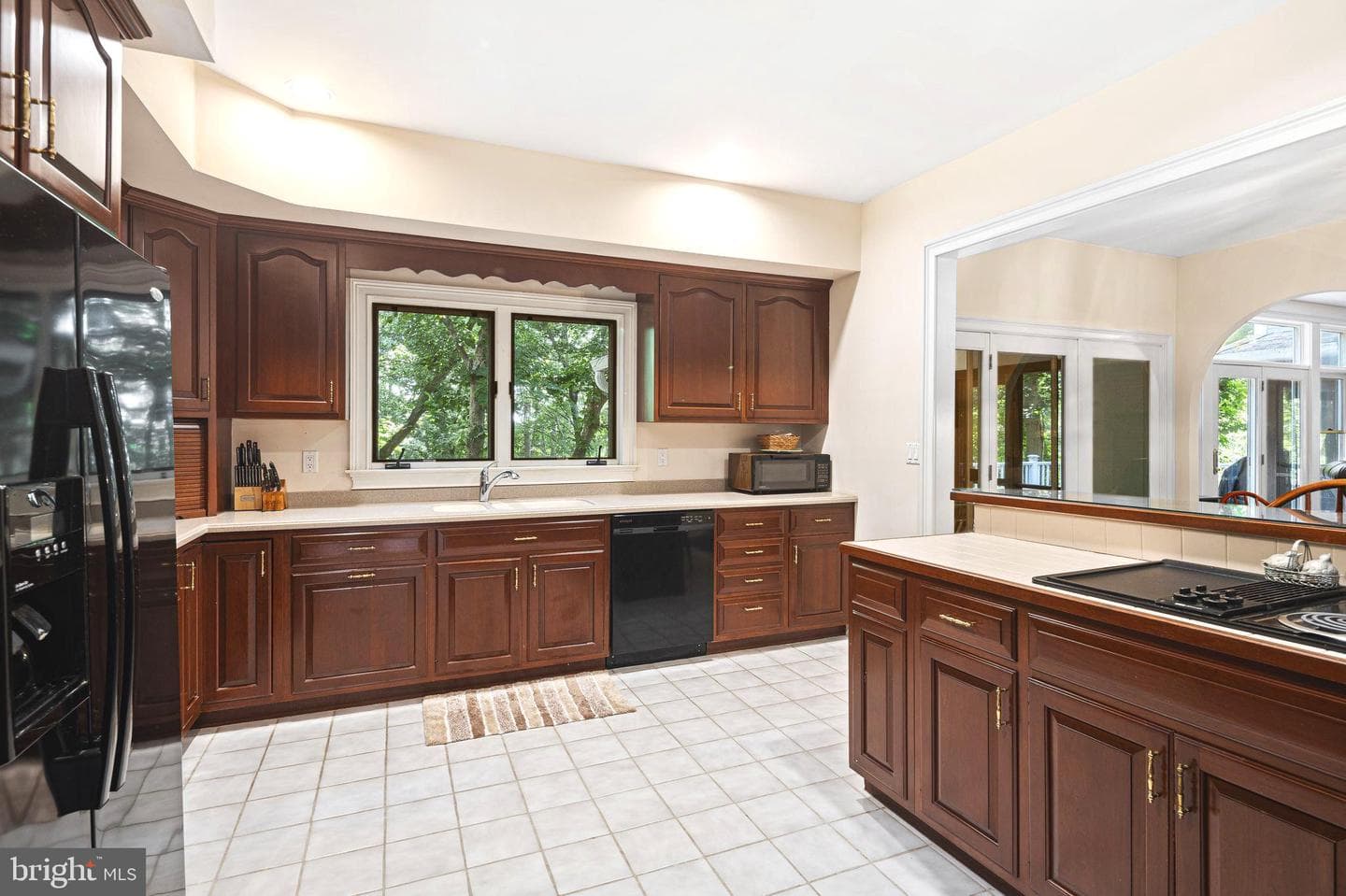 14 Timber Knoll Drive photo 12