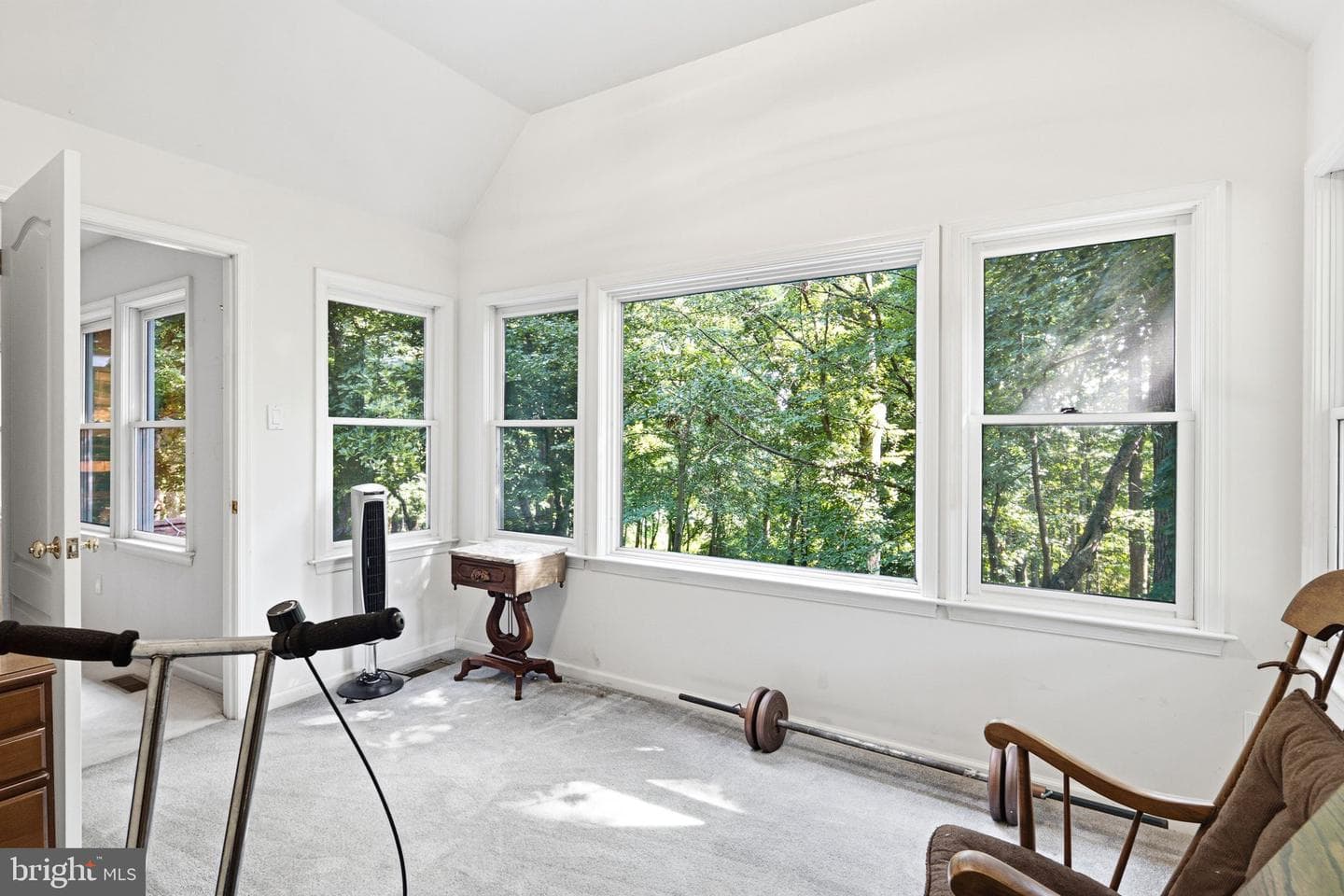 14 Timber Knoll Drive photo 27