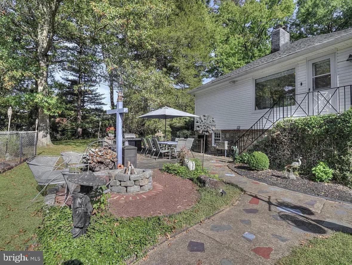 713 Ardsley Ct photo 46
