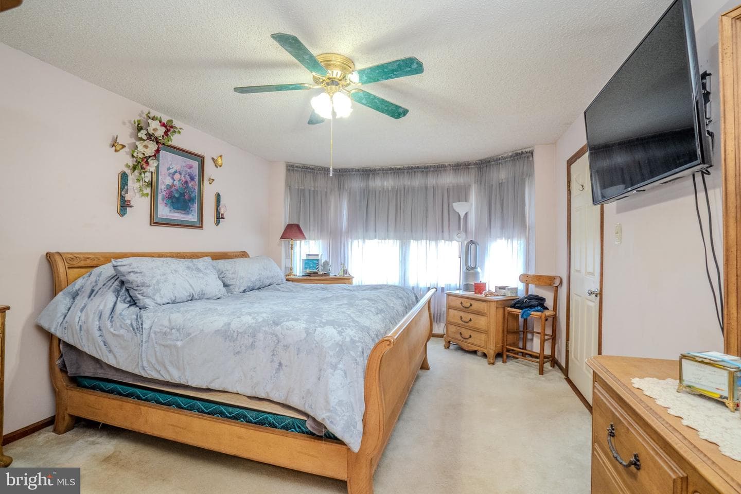 952 Duxbury Drive photo 40