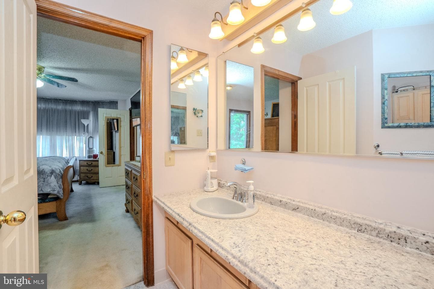 952 Duxbury Drive photo 44