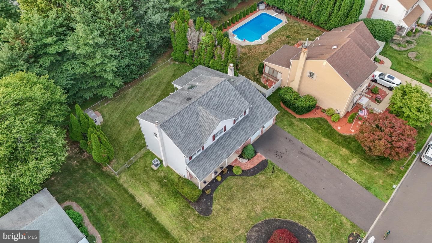1838 Garden Court photo 49