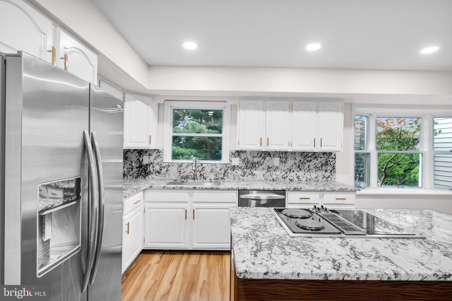 1838 Garden Court photo 9
