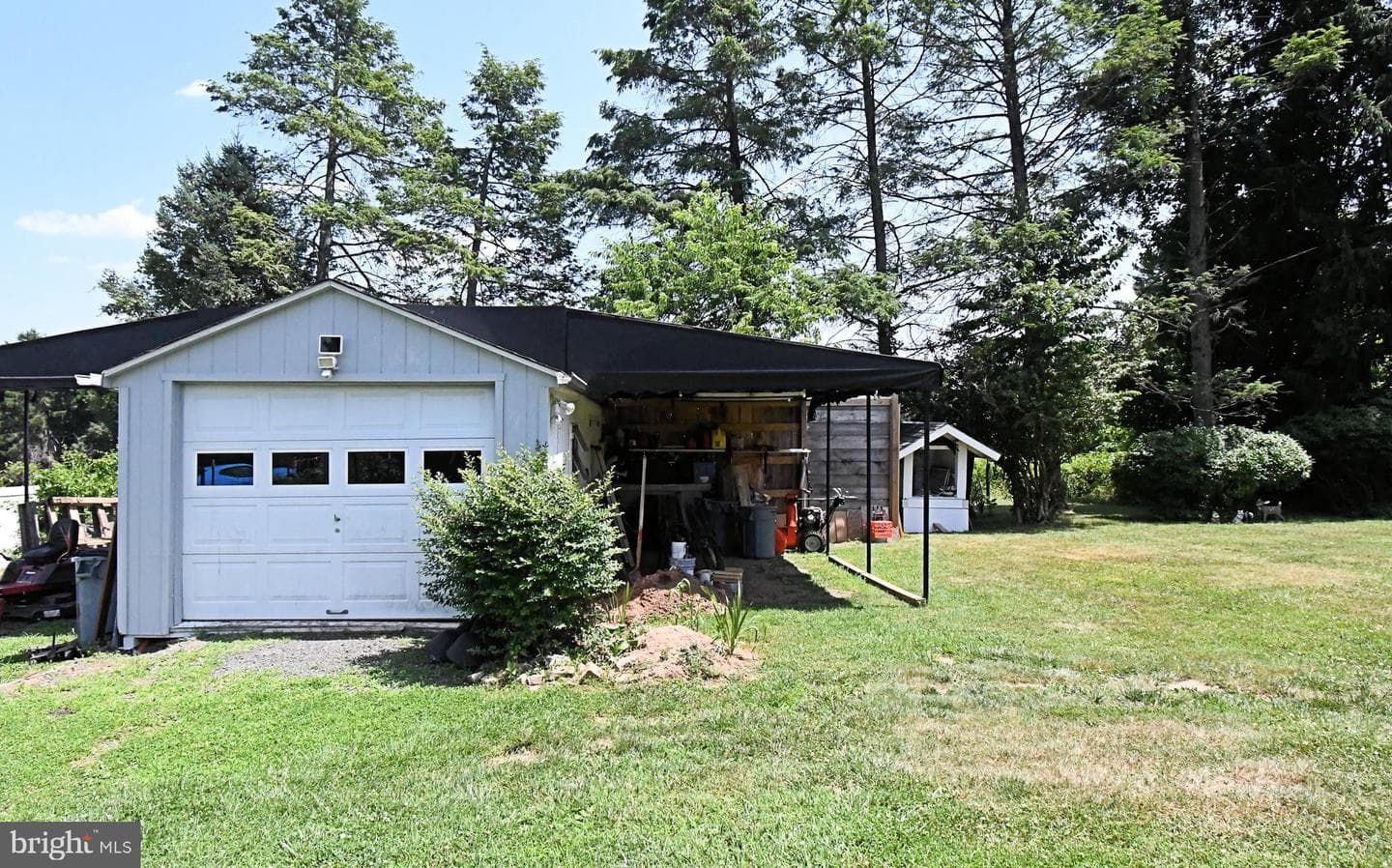 551 Walter Road photo 43