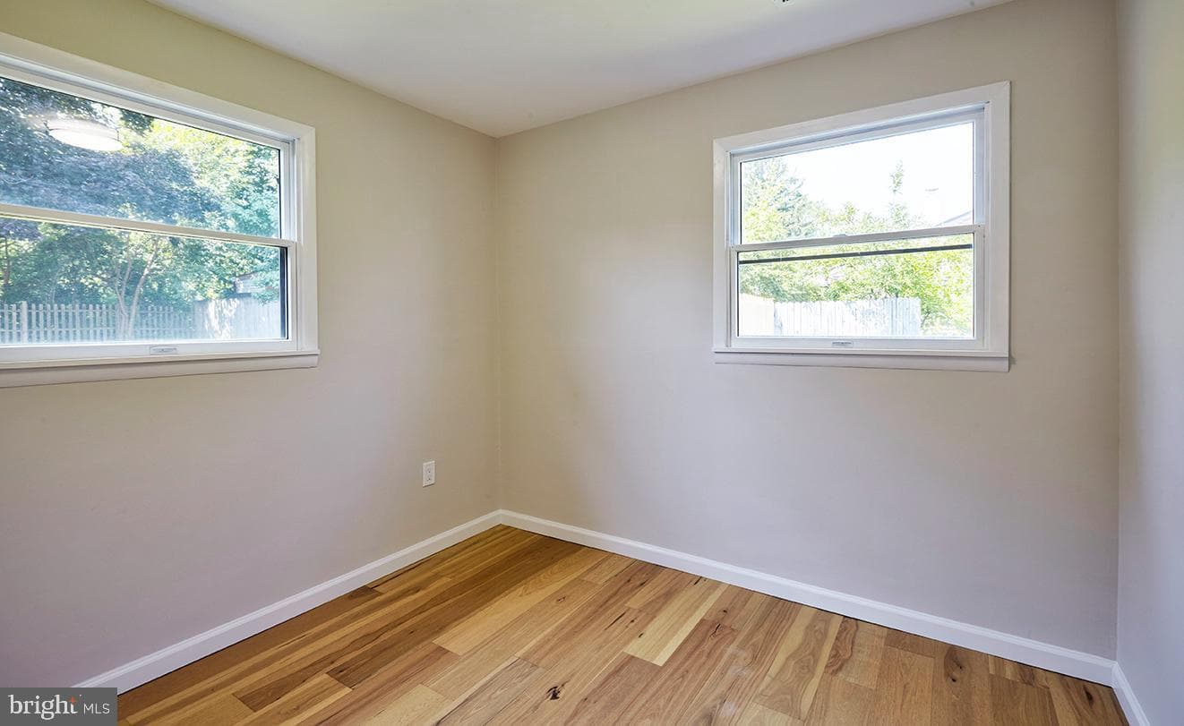 115 Winding Way photo 18