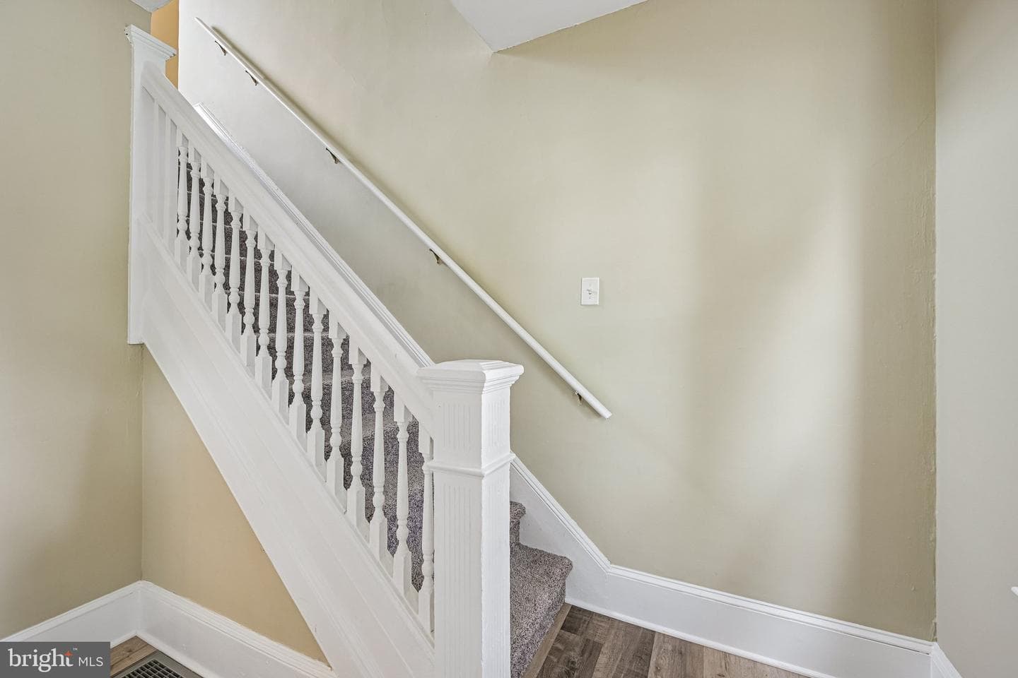 226 Robertson Avenue photo 10