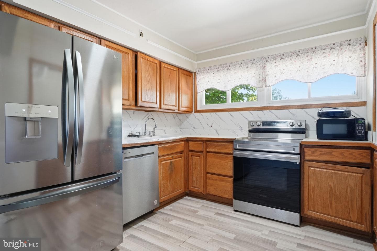 407 Holly Drive photo 10