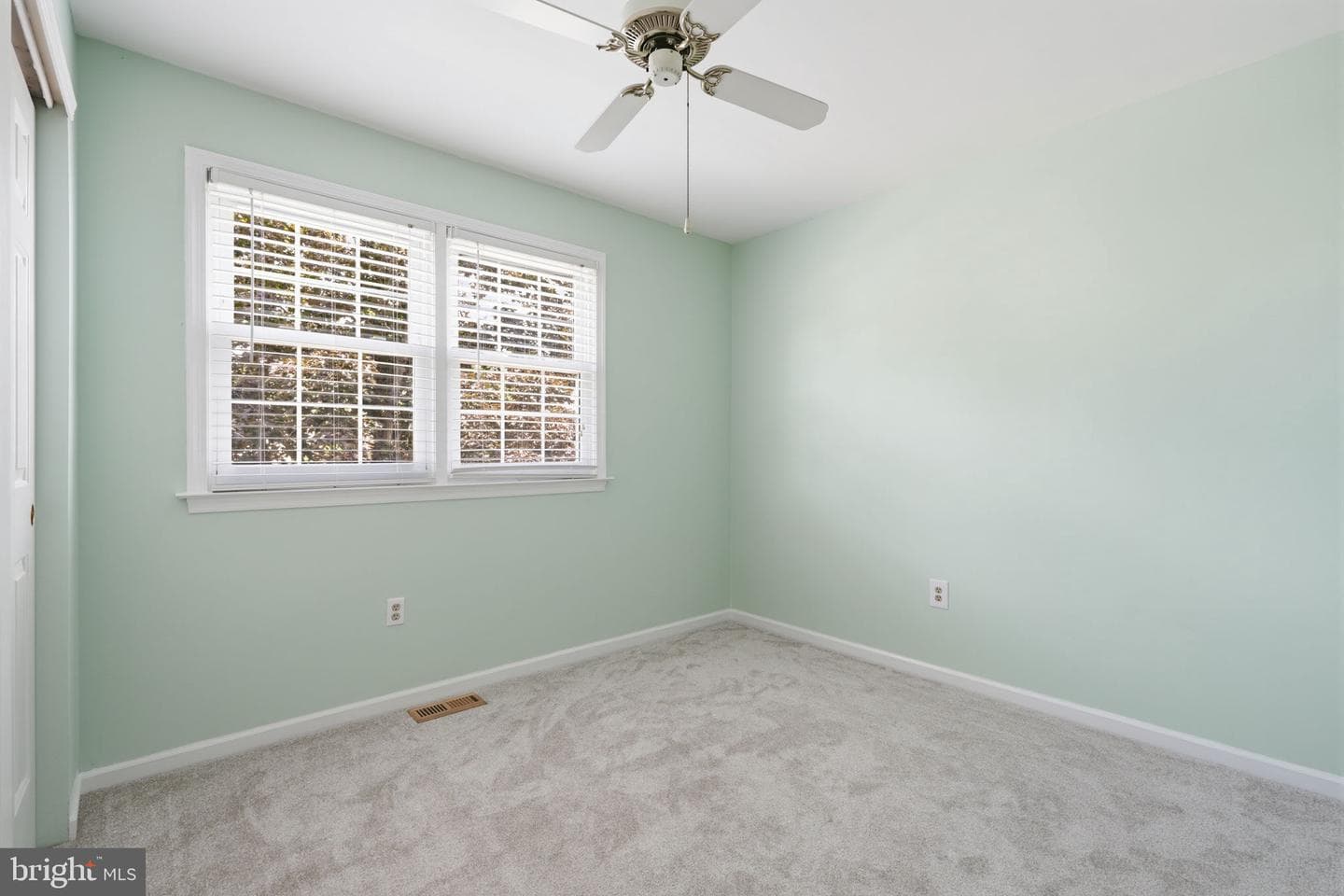 441 Stanford Road photo 20