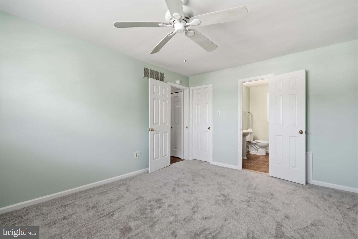 441 Stanford Road photo 23
