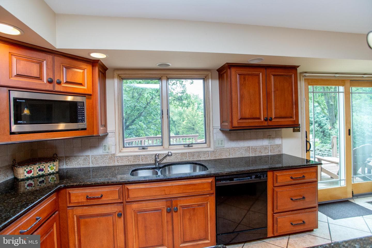 950 Camelot Road photo 15