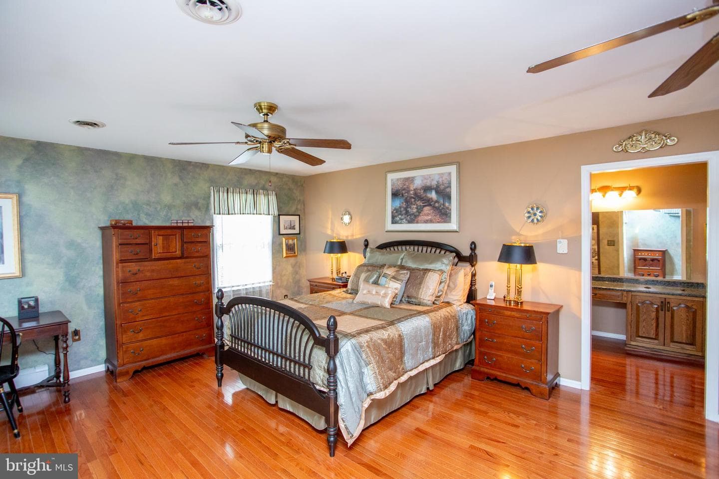 950 Camelot Road photo 39