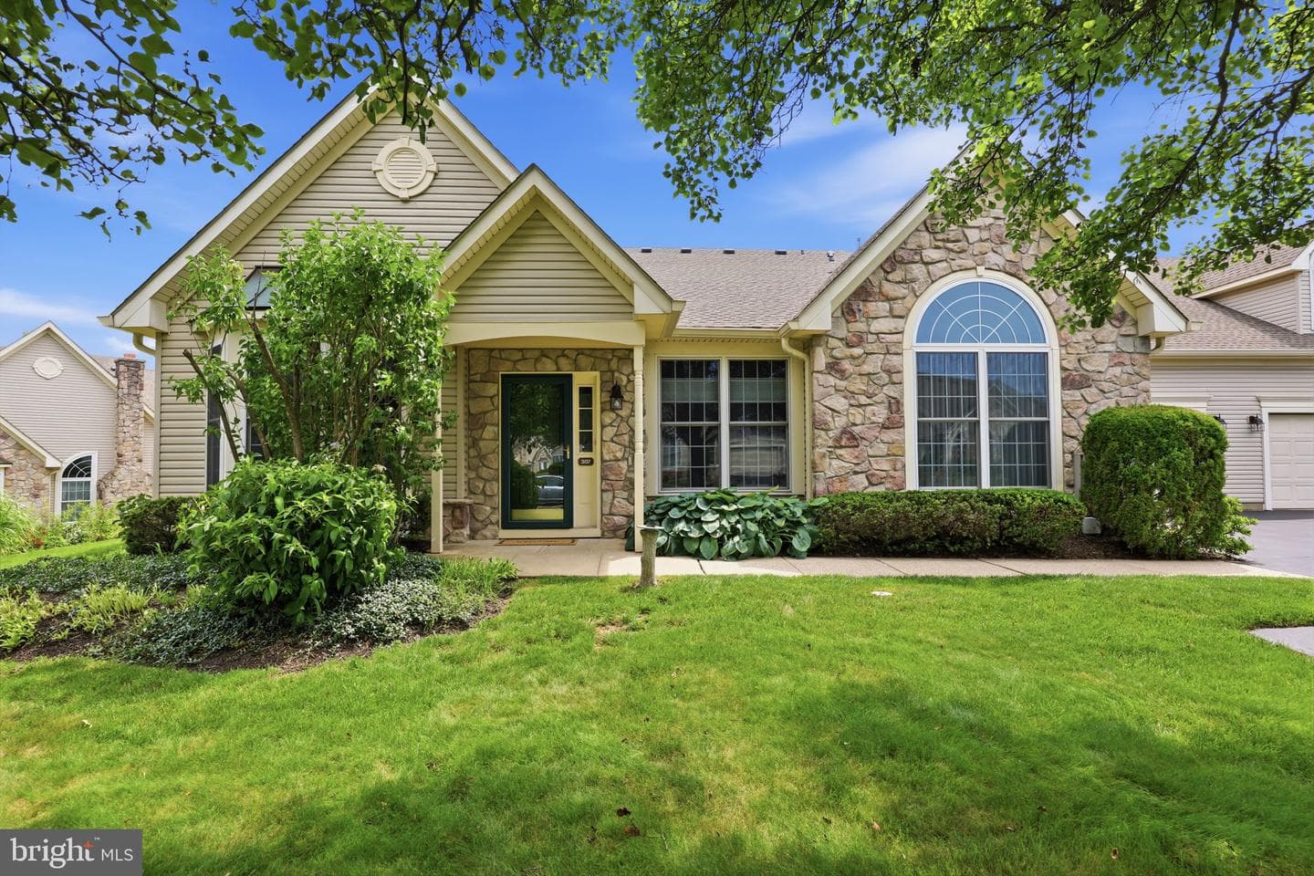 307 Starflower Lane, Langhorne