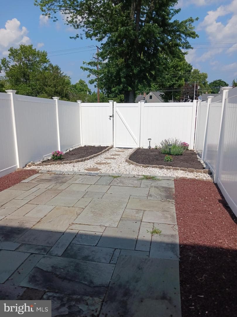 12 Carriage Knoll Court photo 36