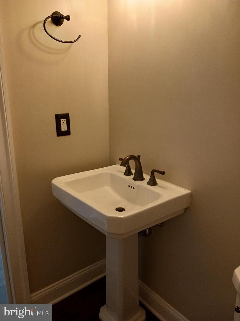 12 Carriage Knoll Court photo 7