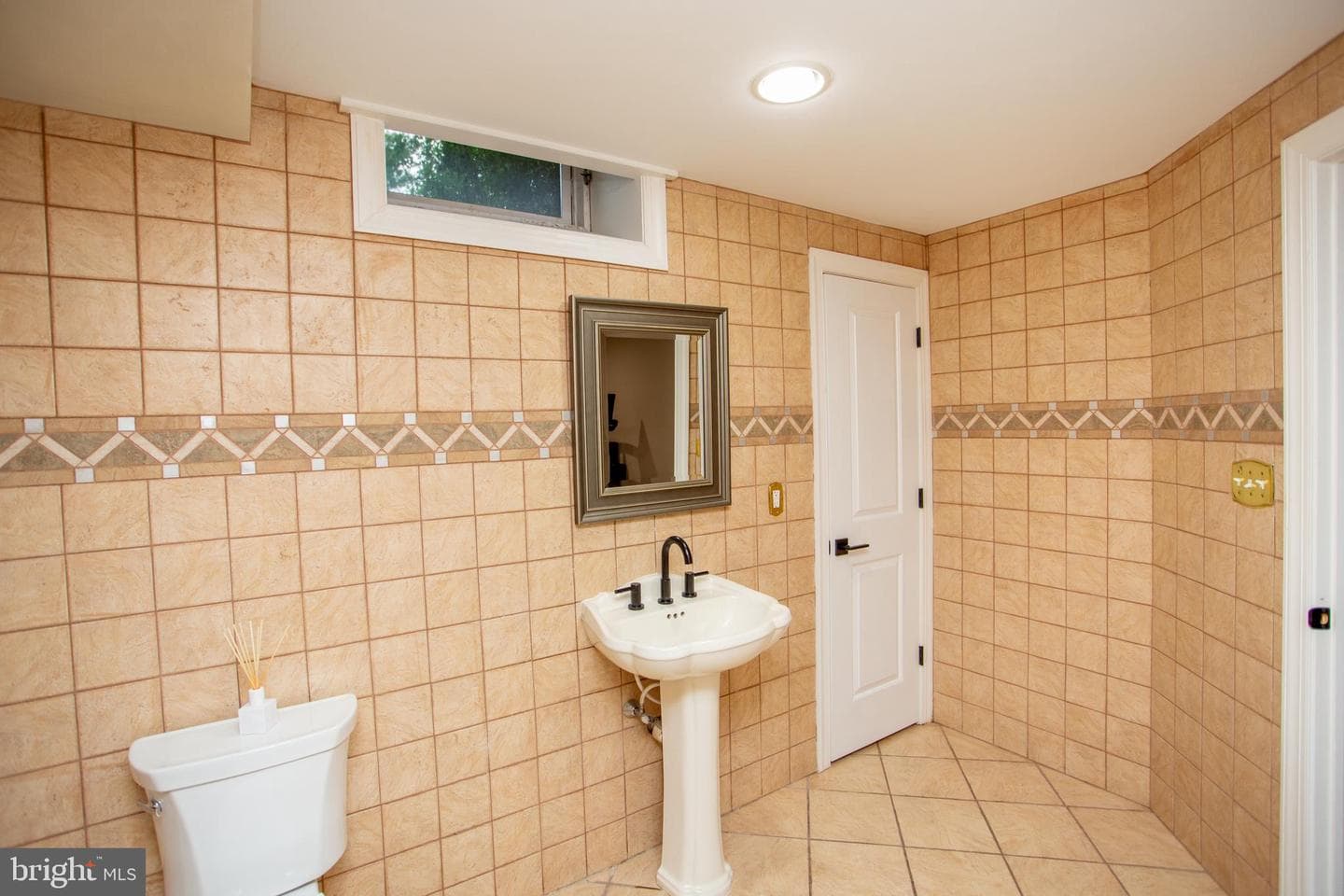 1 Hibbs Lane photo 42