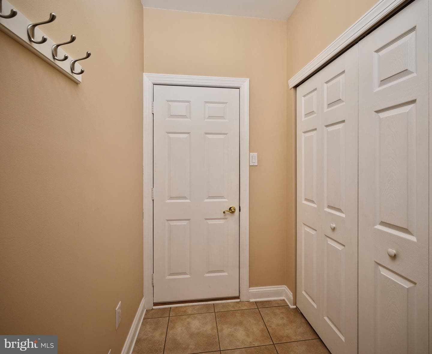 28 Woodbridge Drive photo 13