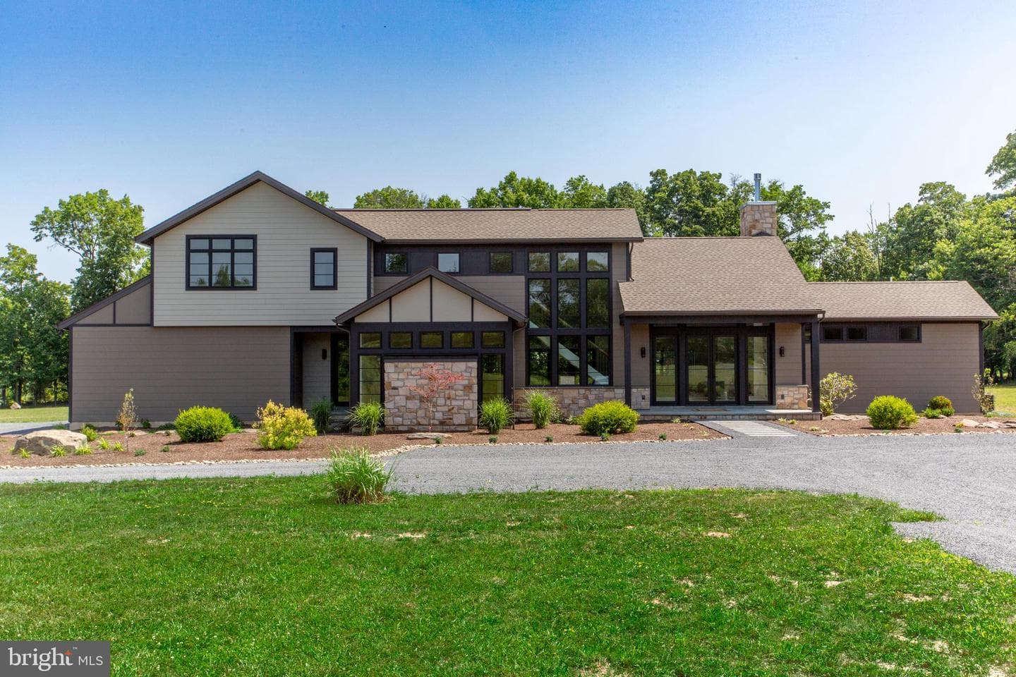 5823 Rodgers Road, Pipersville