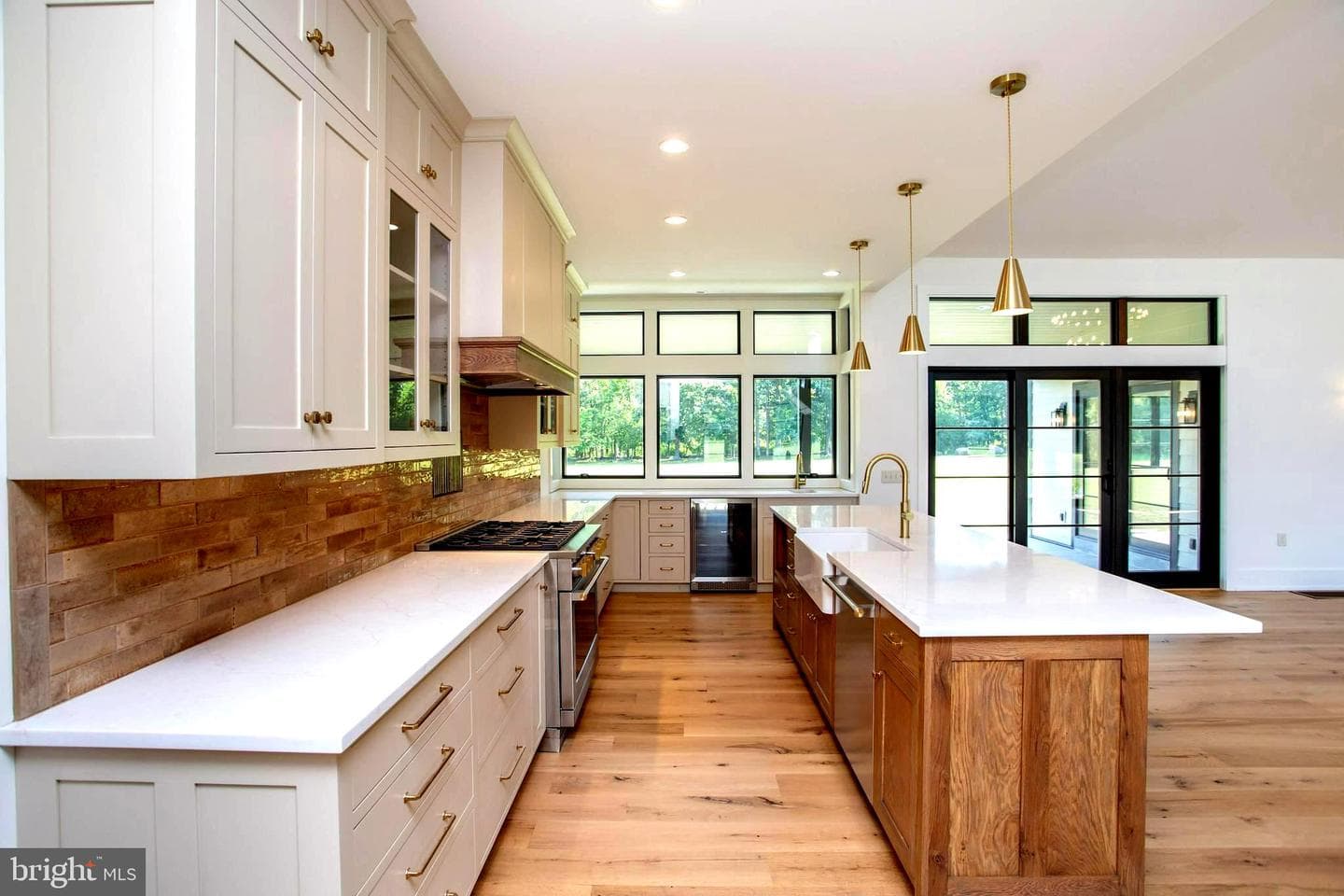 5823 Rodgers Road photo 17