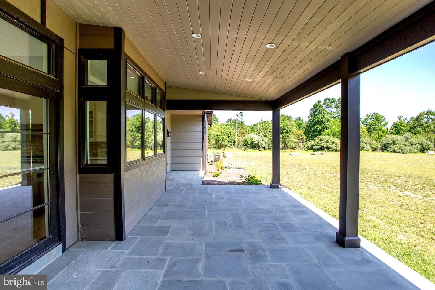 5823 Rodgers Road photo 23