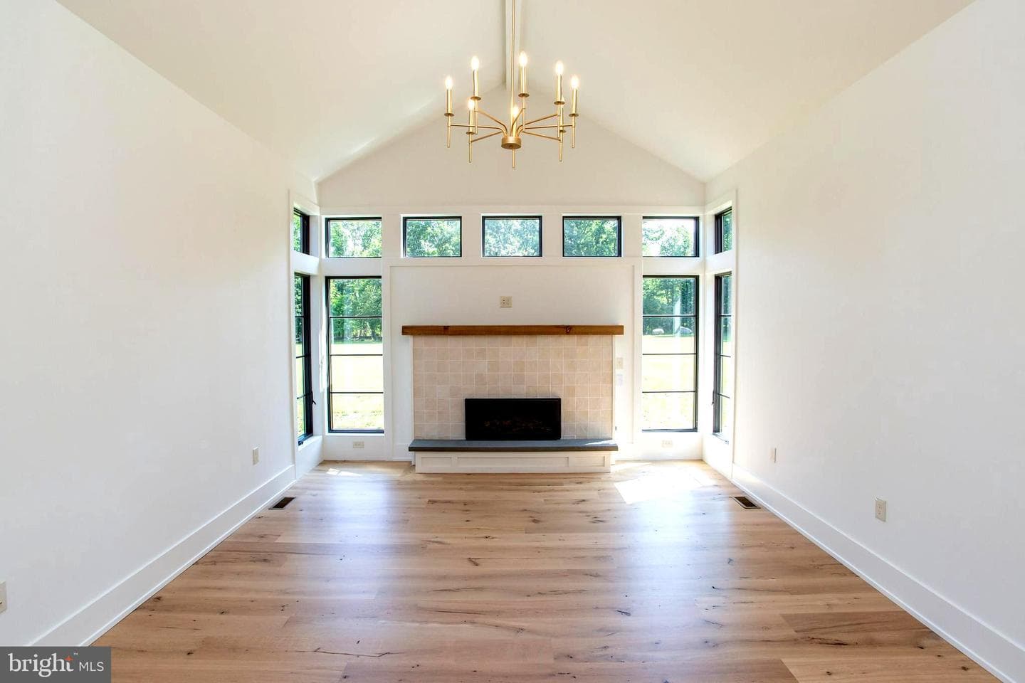 5823 Rodgers Road photo 27