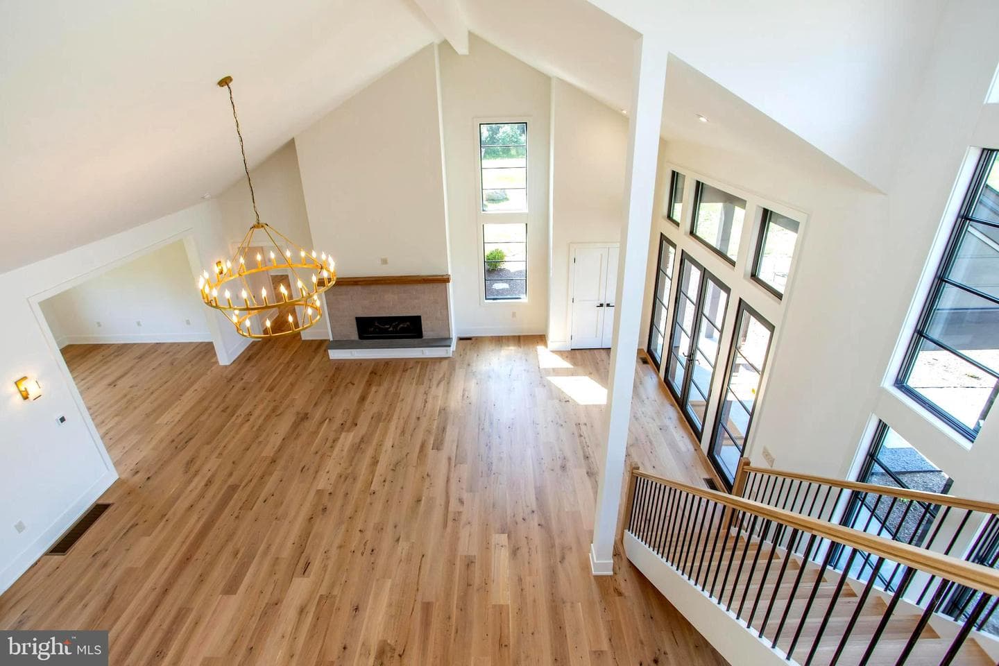 5823 Rodgers Road photo 34
