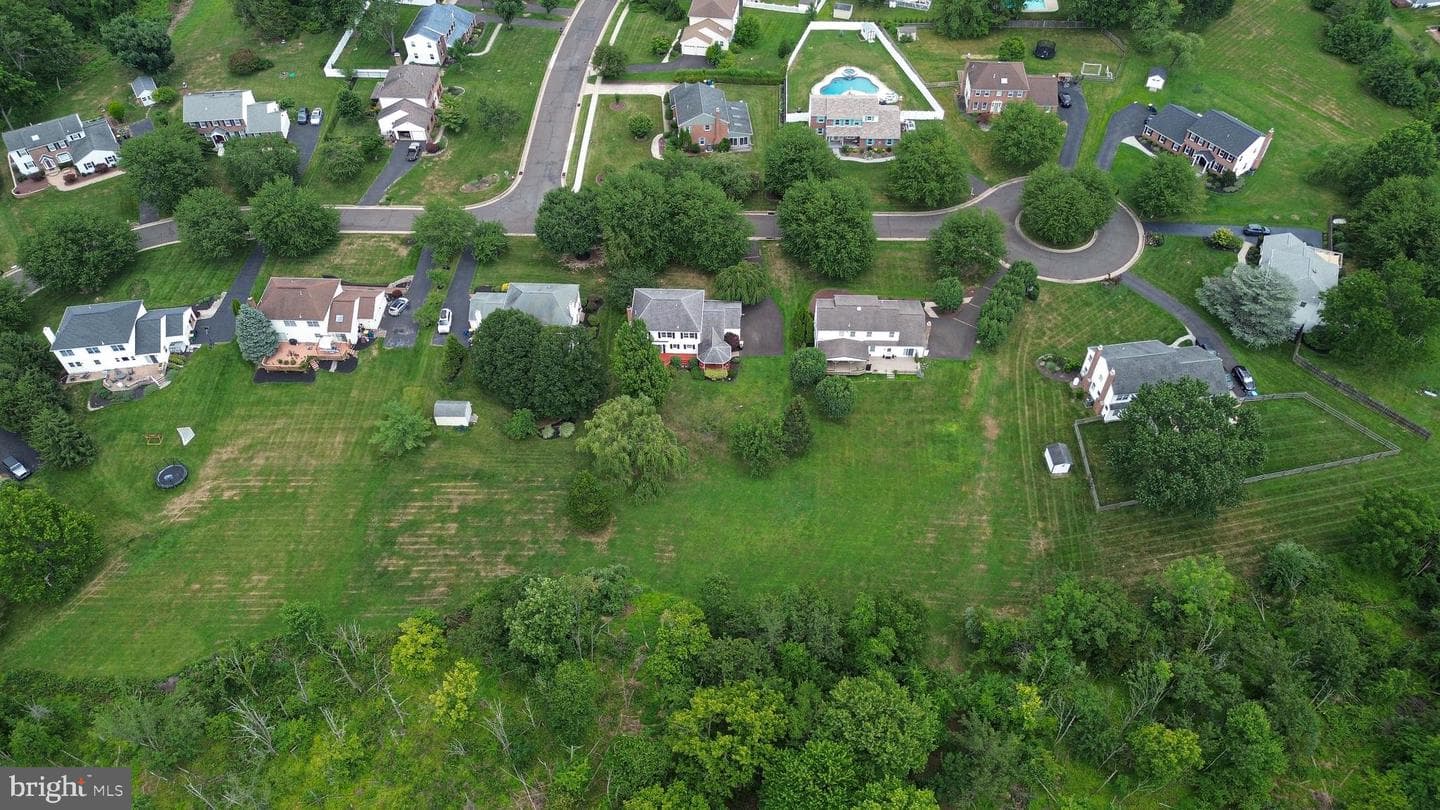 13 Bedford Lane photo 43