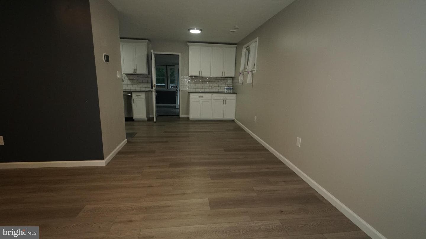 540 Western Avenue photo 9