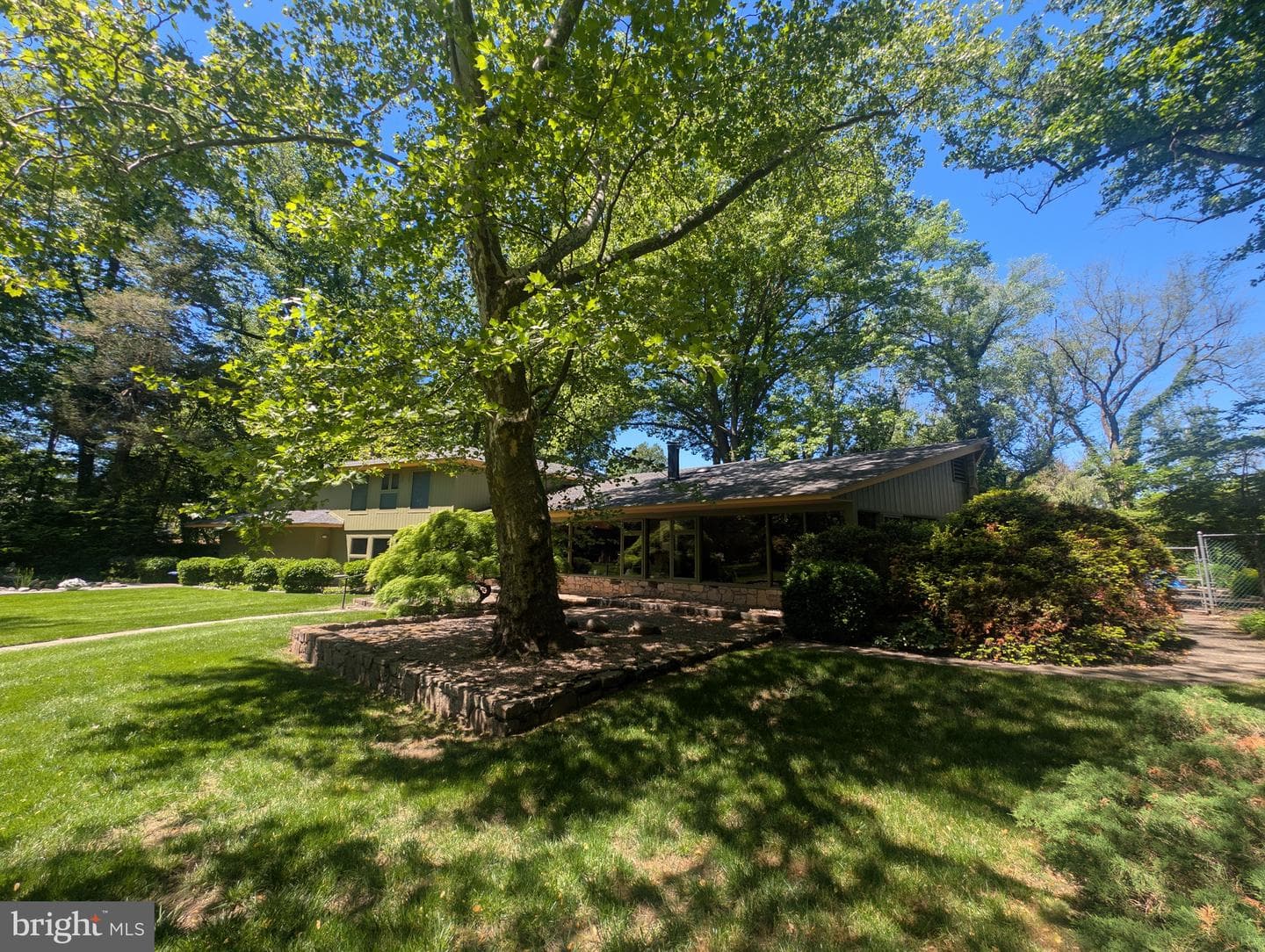 775 River Road photo 58