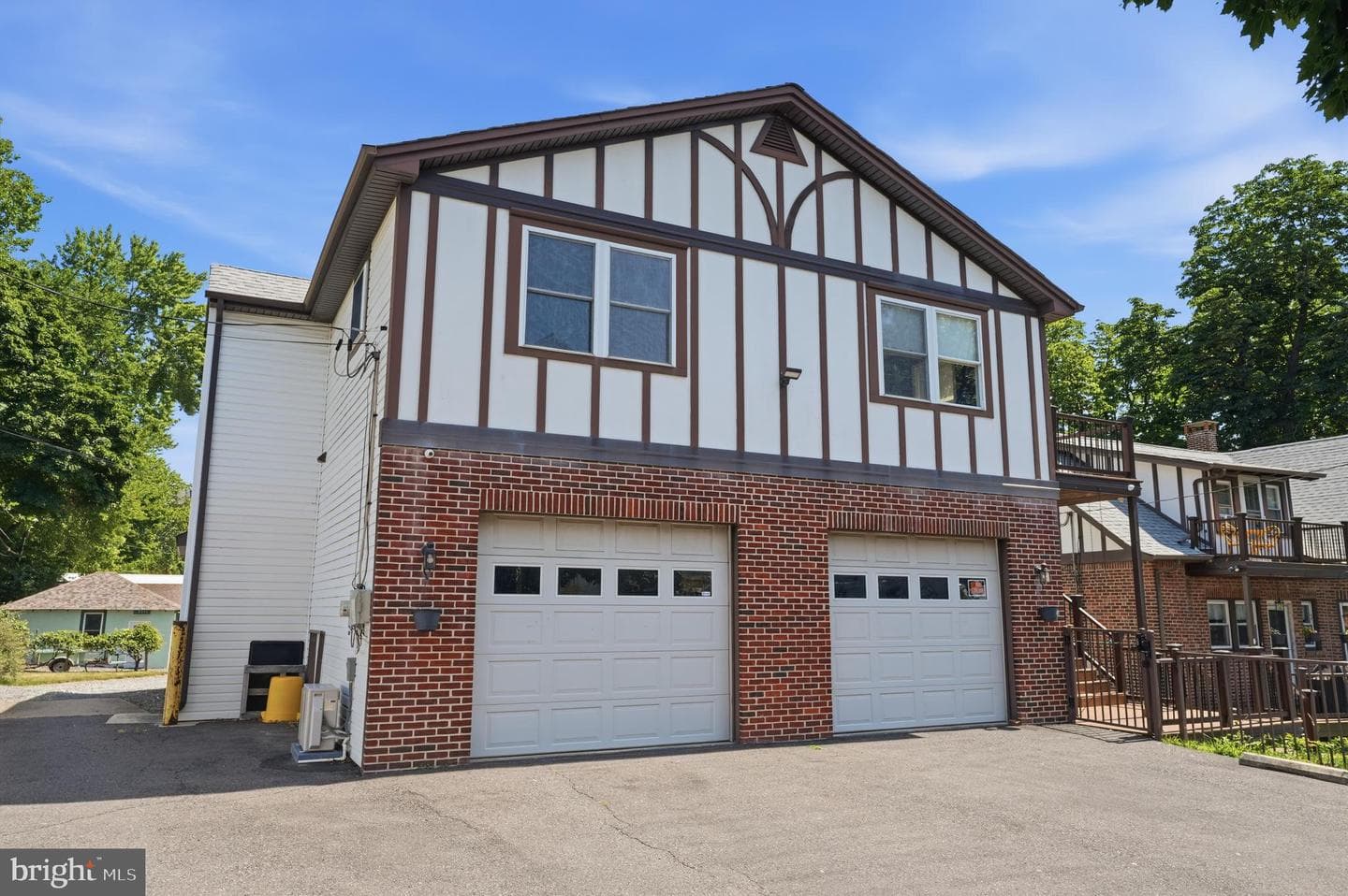 7105 Riverview Avenue photo 4