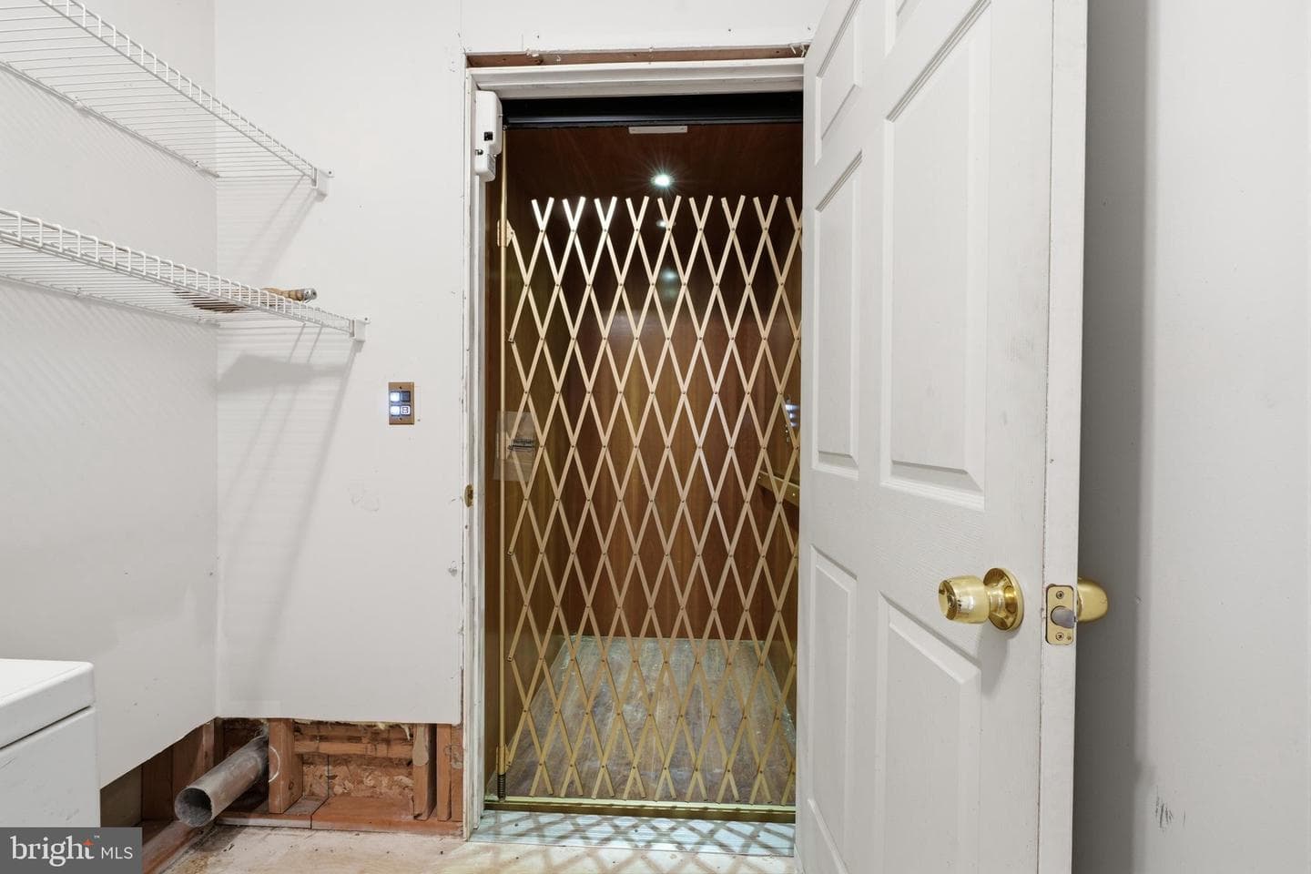 7105 Riverview Avenue photo 97
