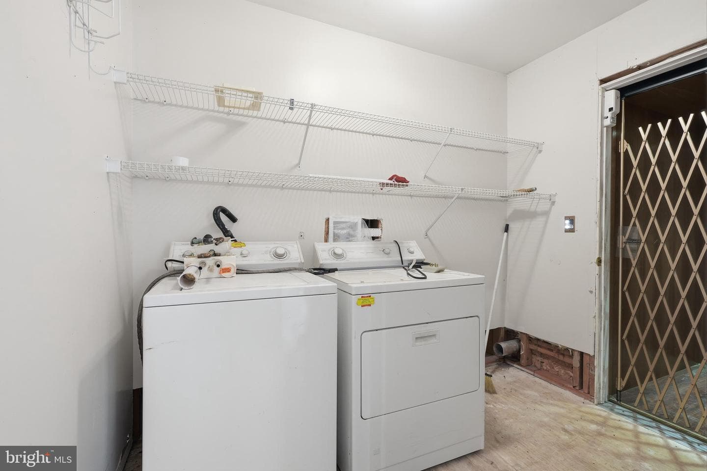 7105 Riverview Avenue photo 99