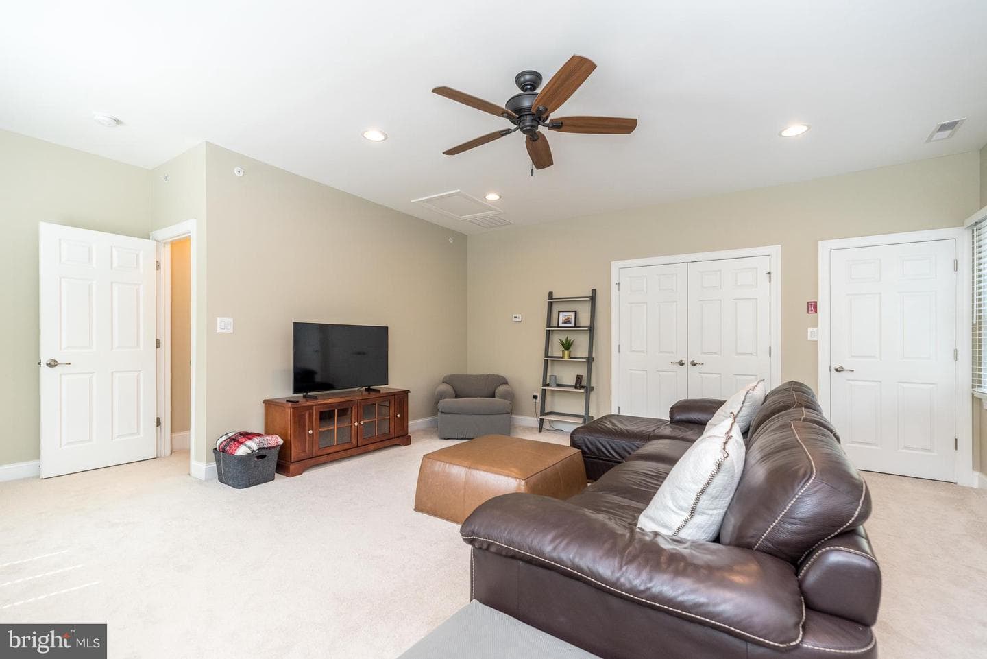 17 Creekview Lane photo 43