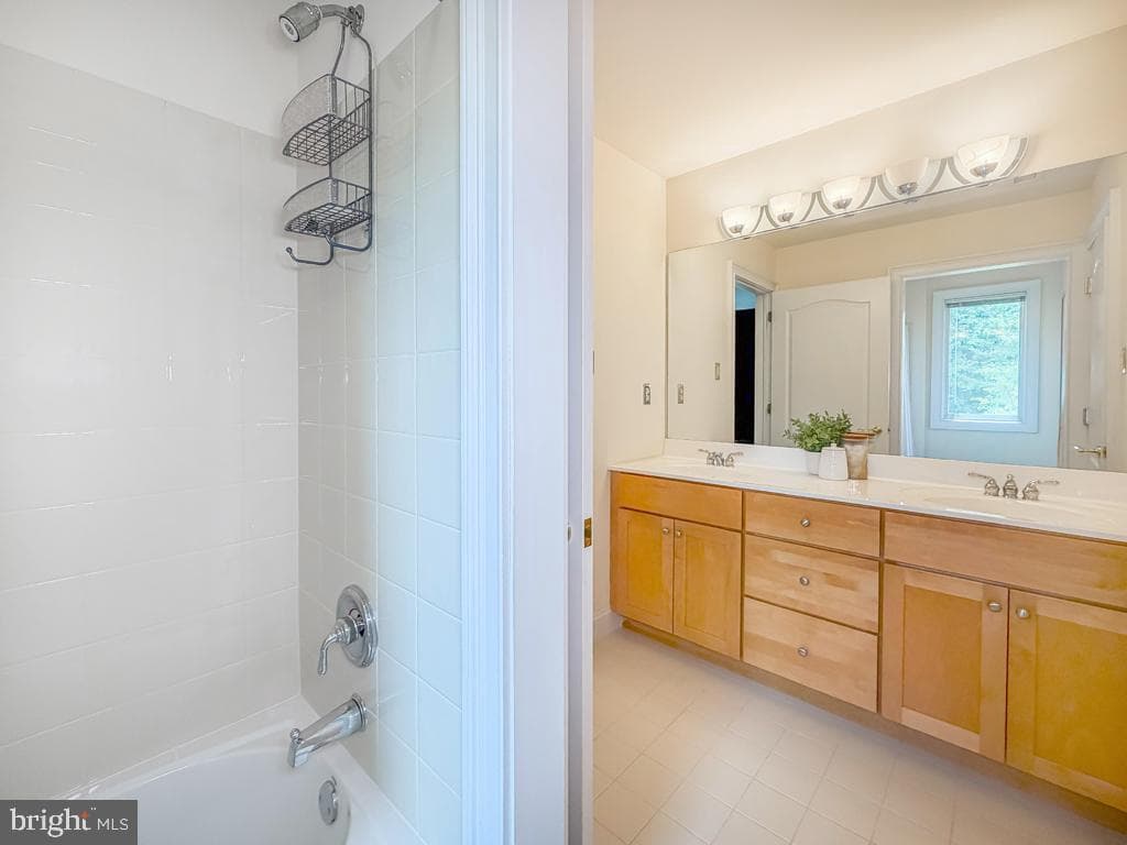 2212 Corson Lane photo 35