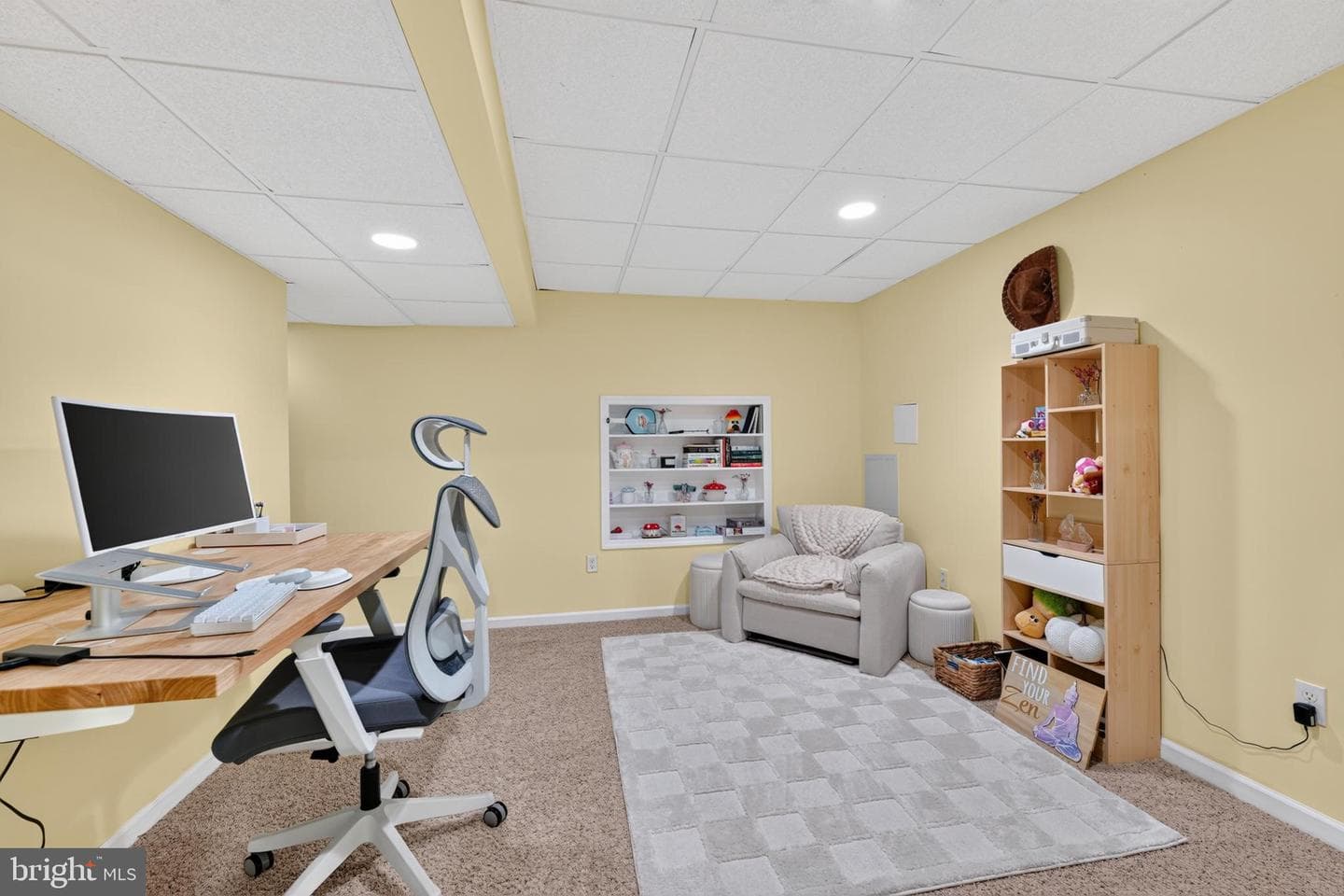 16 Amesbury Road photo 35