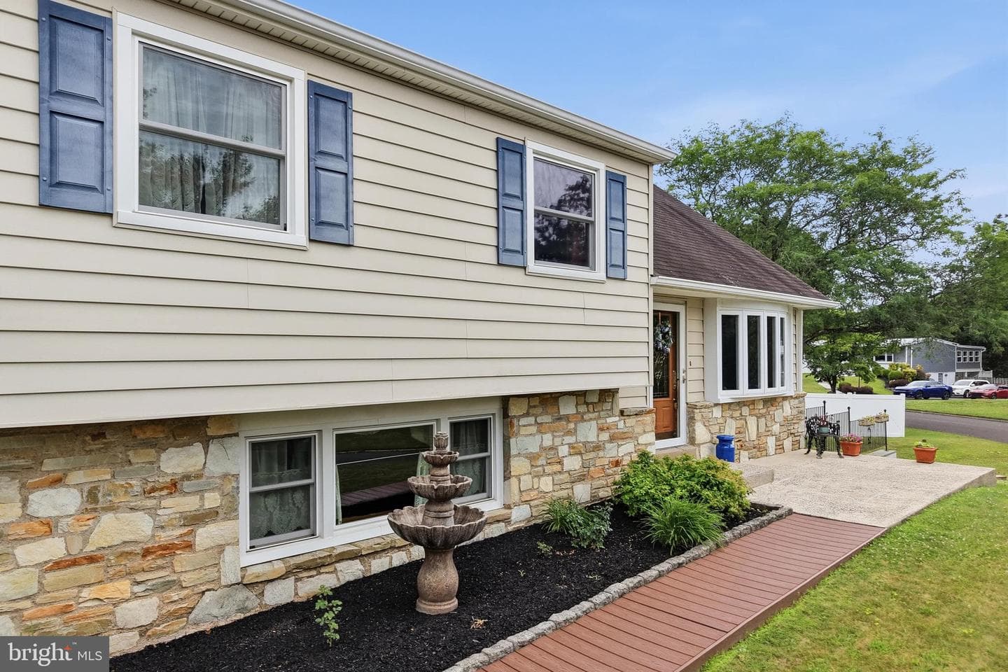 114 Dolly Lane photo 3