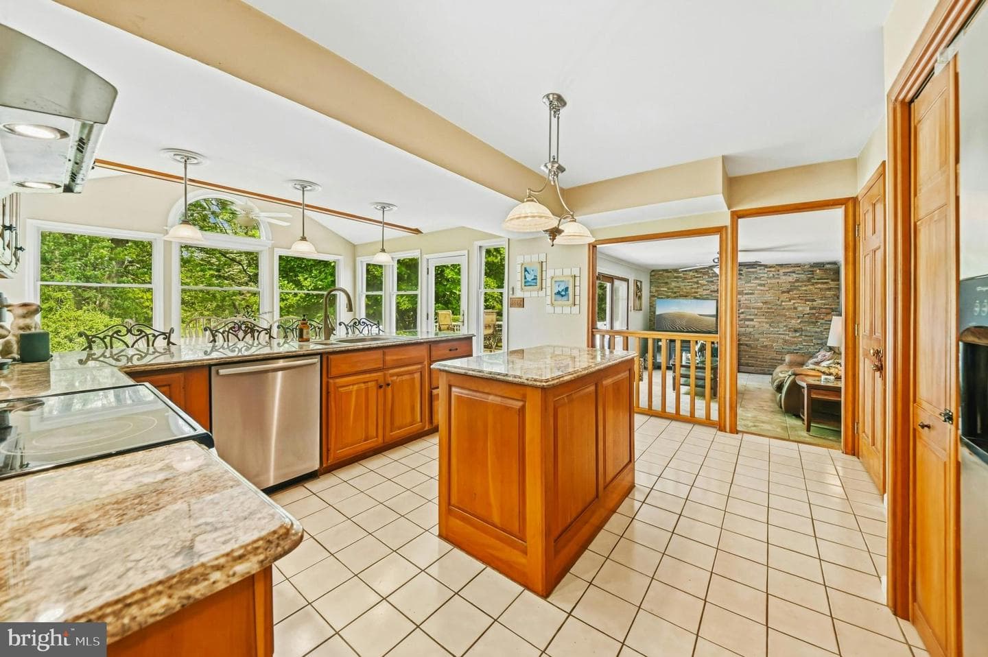 4253 Biddeford Circle photo 13