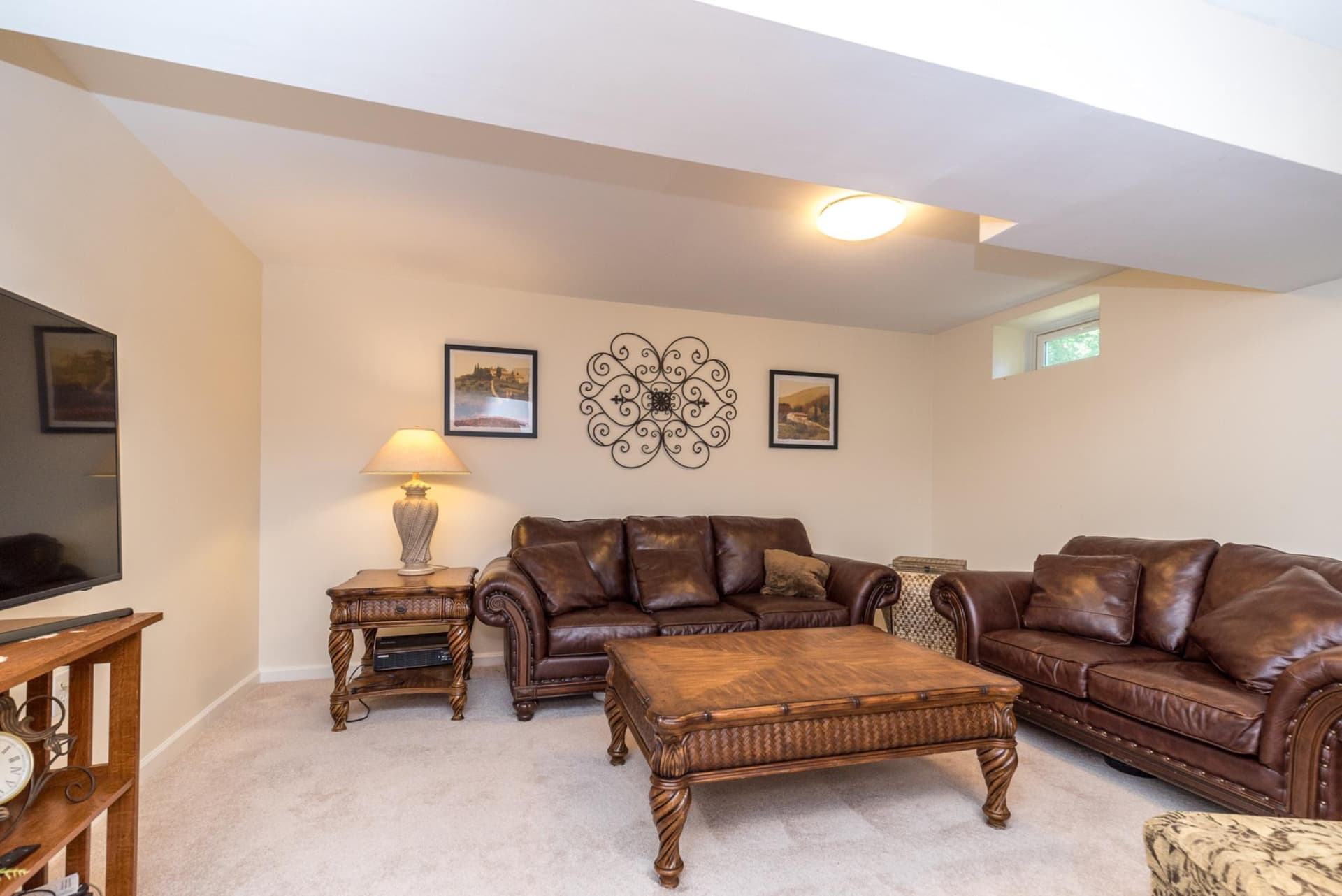 1876 Sycamore Drive photo 52