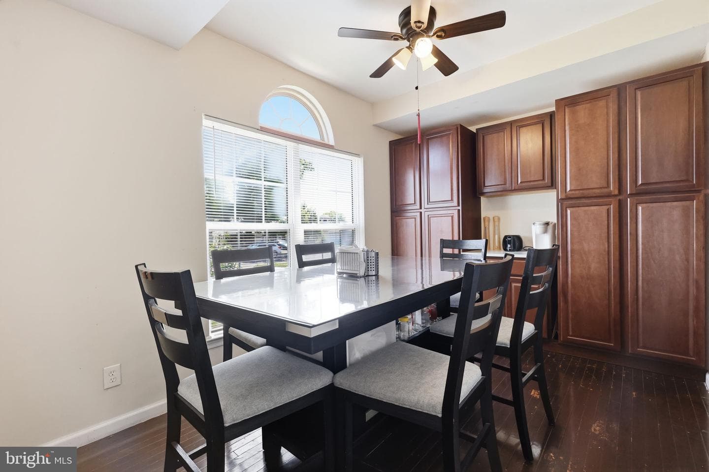 231 Collingswood Road photo 9