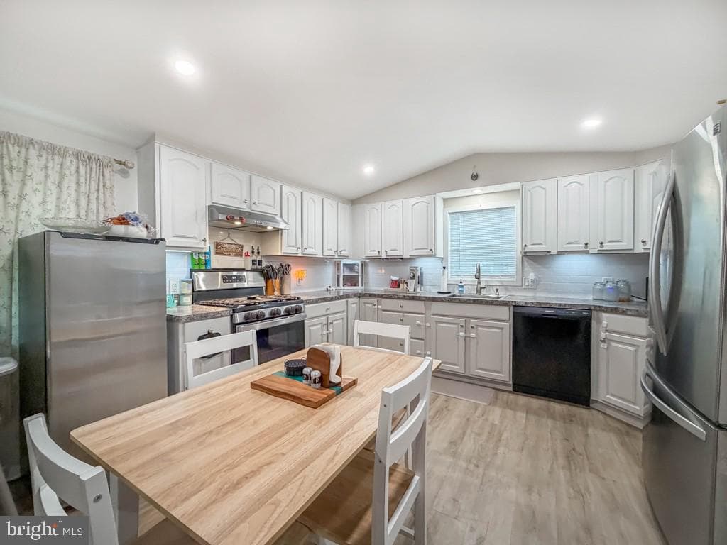 151 Harding Drive photo 5