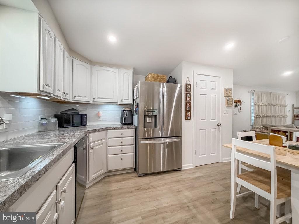 151 Harding Drive photo 7